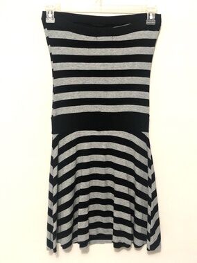 Full Tilt Grey & Black Striped Strapless Dress Goth Punk Junior Small Elastic